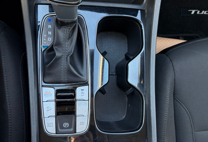 
2022 HYUNDAI TUSCON PREFERRED full									