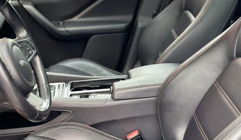 
2018 JAGUAR F-PACE PRESTIGE full									