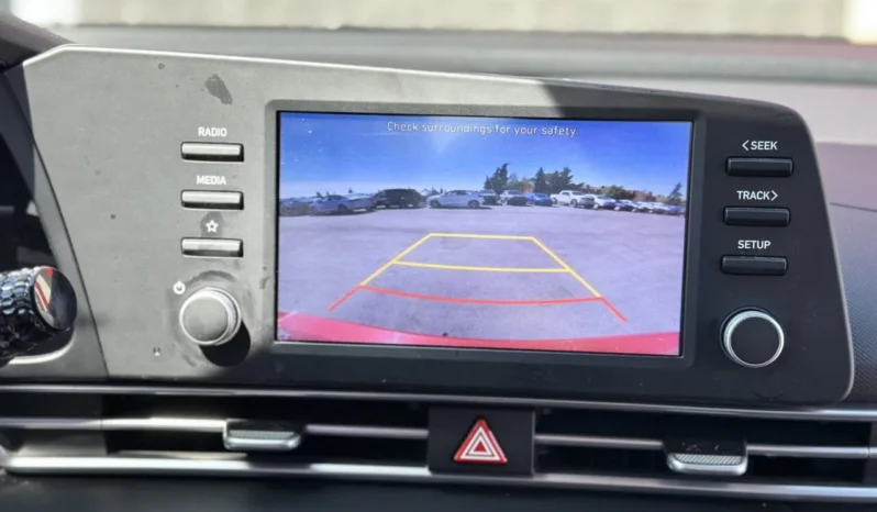 
2022 HYUNDAI ELANTRA SEL full									