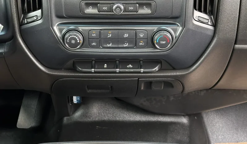 
2019 CHEVROLET SILVERADO LD C1500 full									