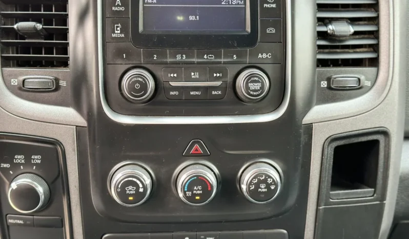 
2017 RAM 1500 ST full									