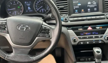 2017 HYUNDAI ELANTRA SE full