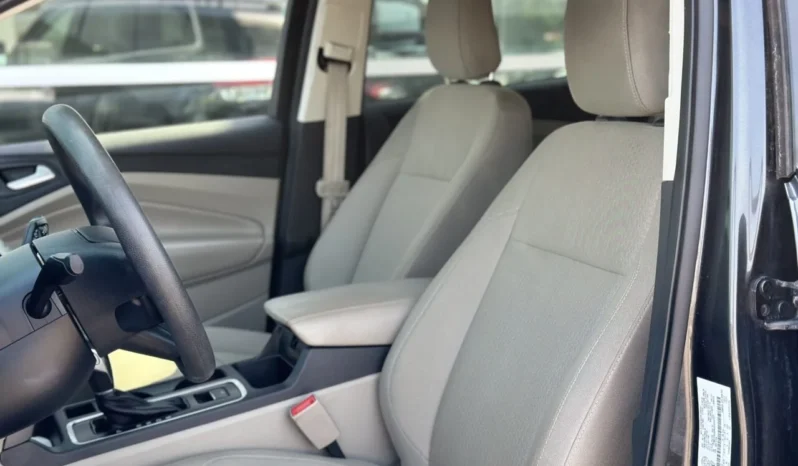 
2018 FORD ESCAPE SE full									