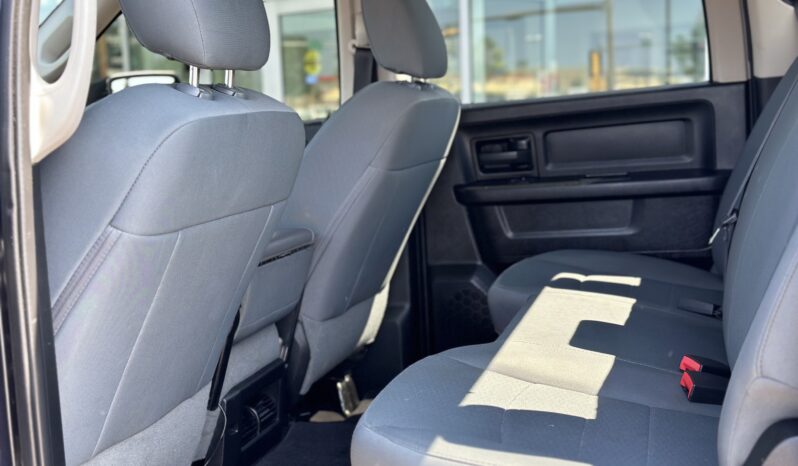 
2017 RAM 1500 ST full									