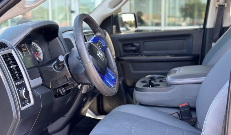 
2017 RAM 1500 ST full									