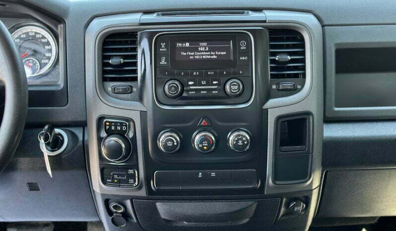 
2017 RAM 1500 ST full									