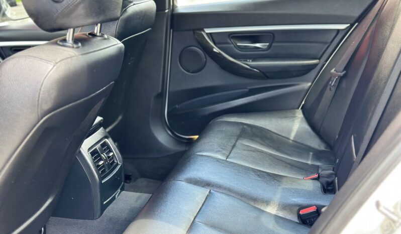 
2017 BMW 330 XI full									