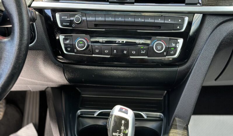 
2017 BMW 330 XI full									