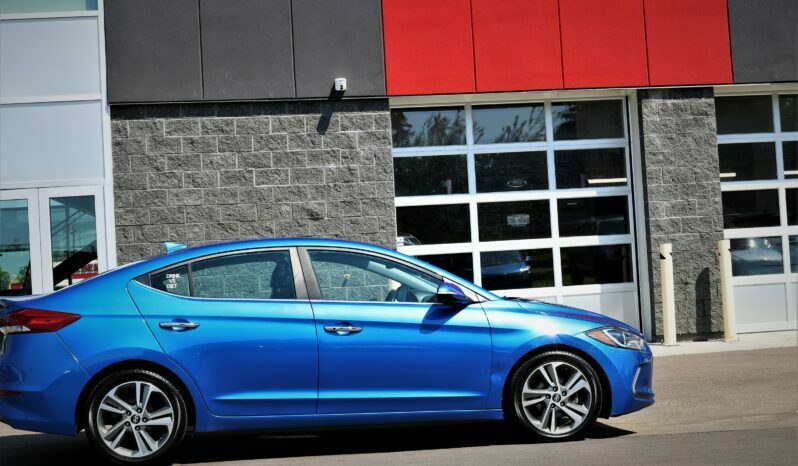 
2017 HYUNDAI ELANTRA full									