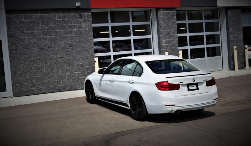 
2017 BMW 330 XI full									