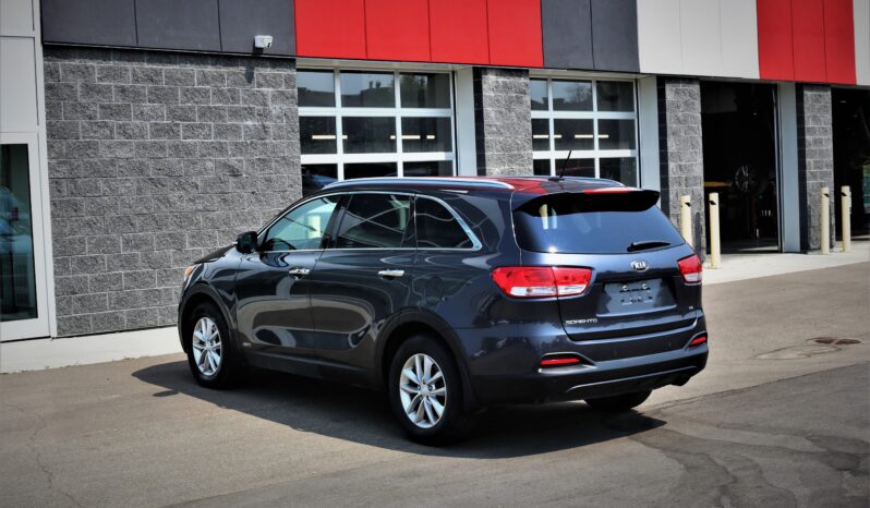 
2016 KIA SORENTO LX full									