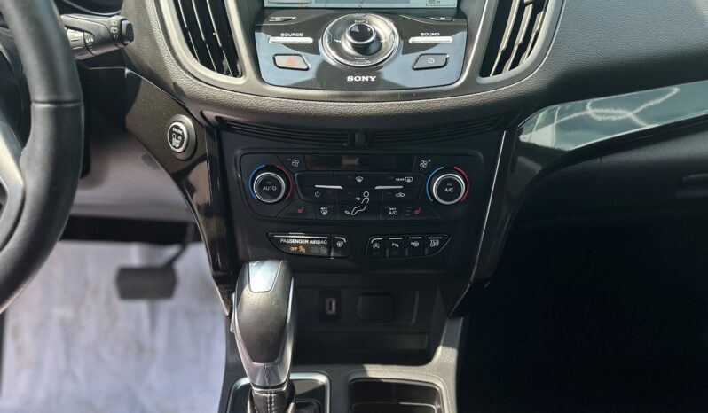 
2019 FORD ESCAPE TITANIUM full									