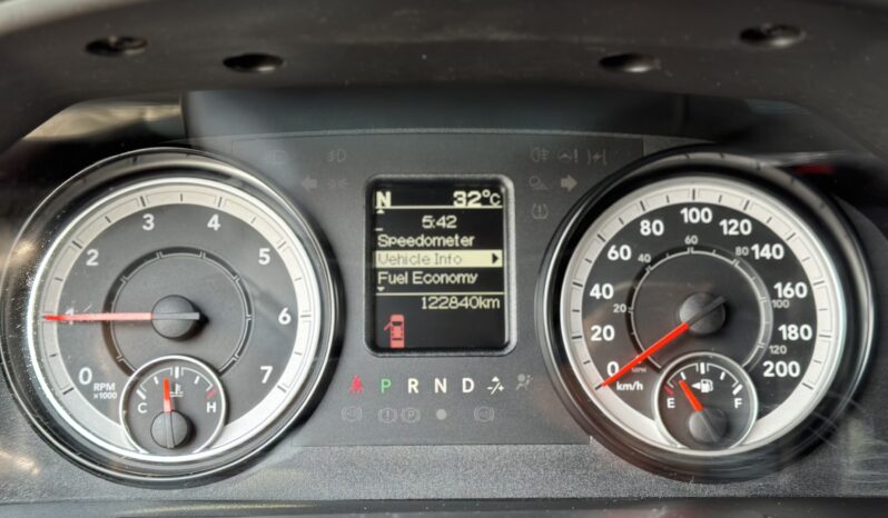 
2016 RAM 1500 SLT full									