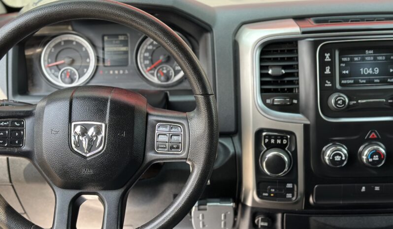 
2016 RAM 1500 SLT full									