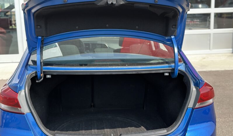 
2017 HYUNDAI ELANTRA LIMITED full									