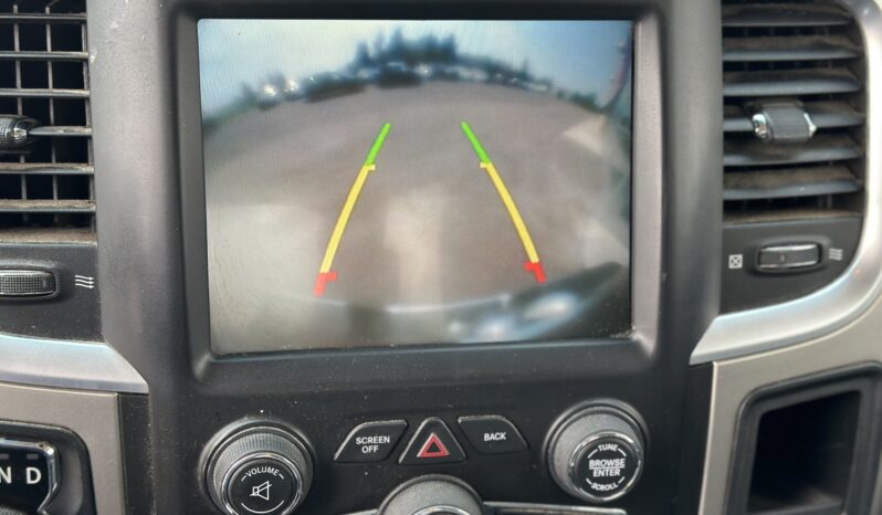 
2015 RAM 1500 SLT full									