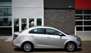 2017 CHEVROLET SONIC LT full