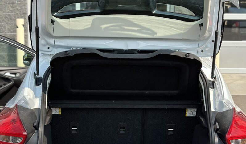 2016 FORD FOCUS SE full