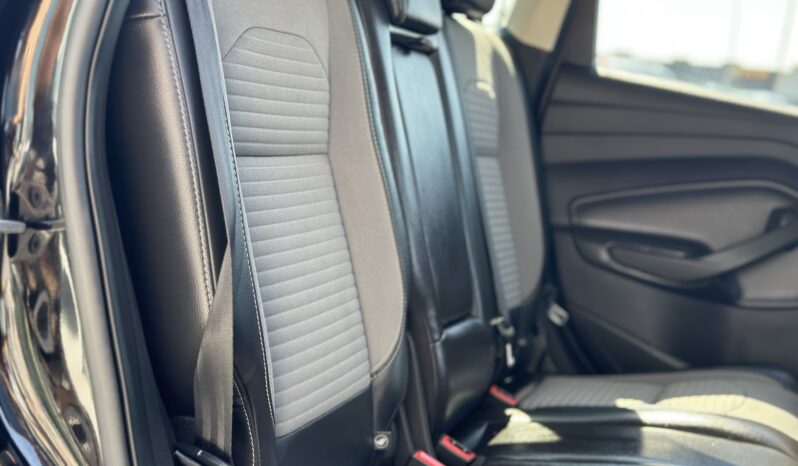 
2019 FORD ESCAPE SE AWD full									