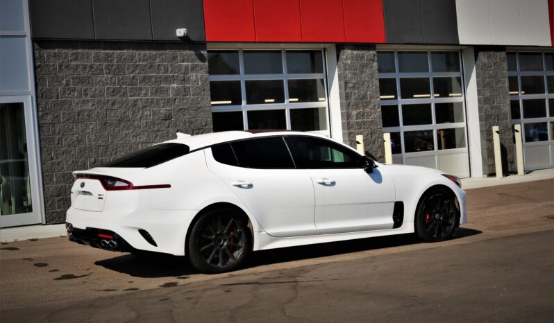 
2020 KIA STINGER GT LIMITED EDITION AWD full									