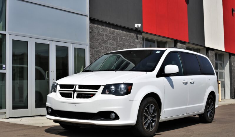 
2019 Dodge Grand Caravan SXT full									