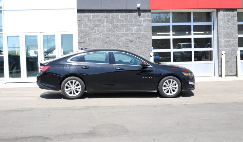 2017 CHEVROLET MALIBU LT full