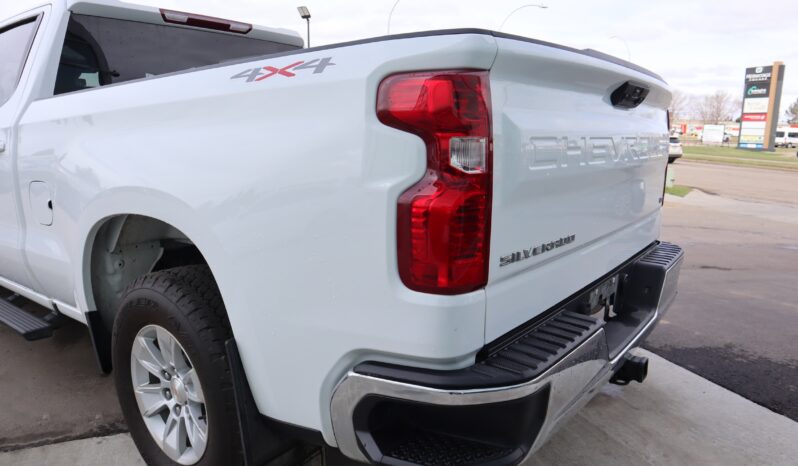 
2023 Chevrolet Silverado full									