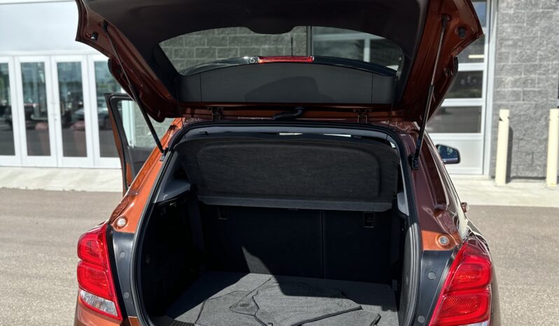 
2019 CHEVROLET TRAX LT full									