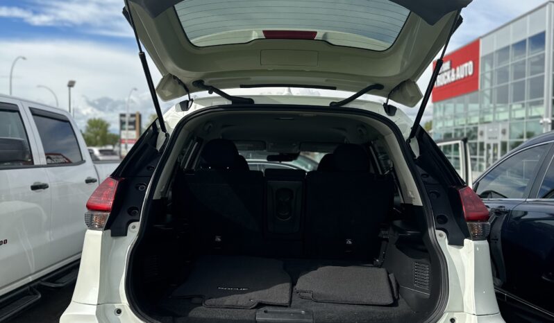 
2019 NISSAN ROGUE SV full									