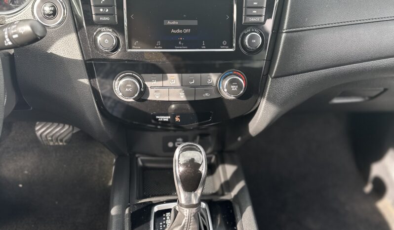 
2019 NISSAN ROGUE SV full									