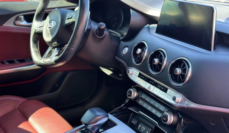 
2020 KIA STINGER GT LIMITED EDITION AWD full									