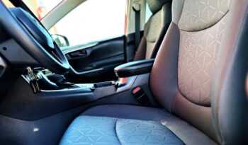 
2021 Toyota RAV4 XLE AWD full								