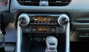 
2021 Toyota RAV4 XLE AWD full								