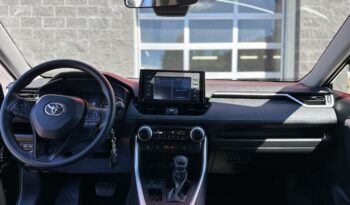 2022 TOYOTA RAV4 LE full