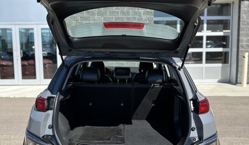 
2022 HYUNDAI KONA SEL full									