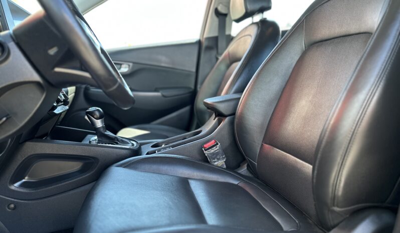 
2022 HYUNDAI KONA SEL full									