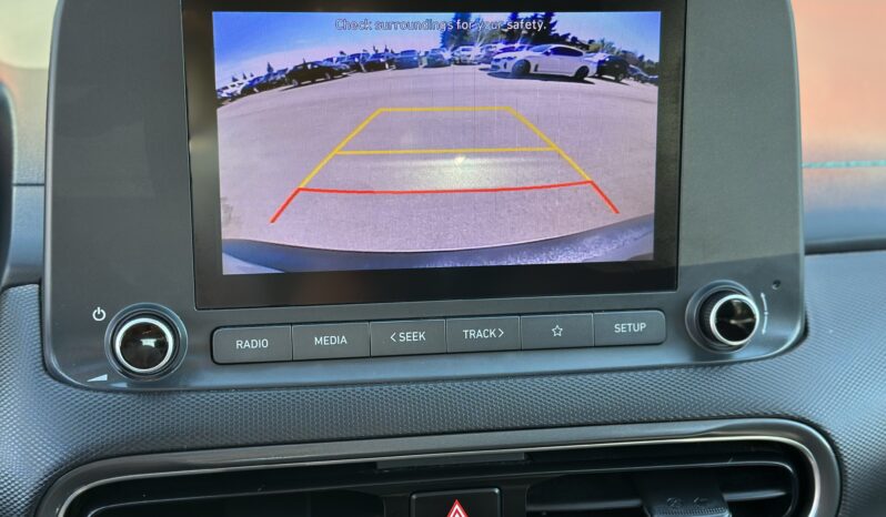 
2022 HYUNDAI KONA SEL full									