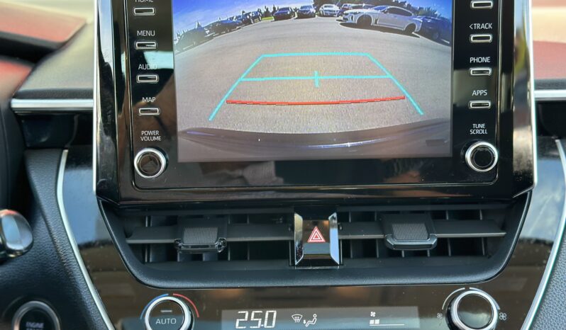 
2021 Toyota Corolla LE full									