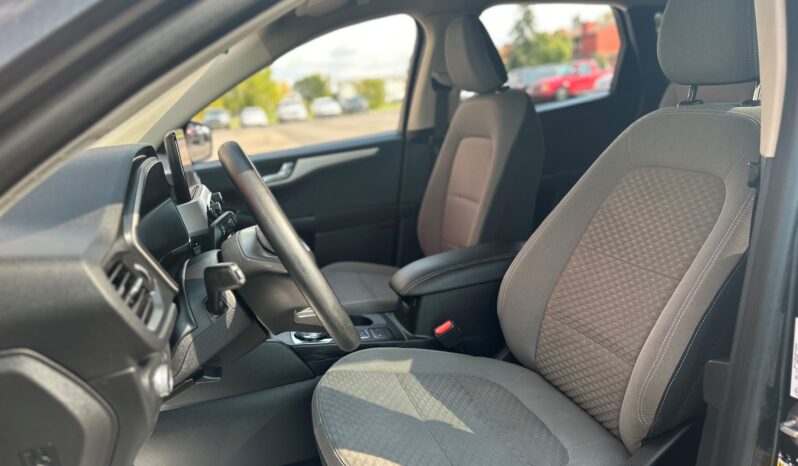 
2020 FORD ESCAPE SE full									