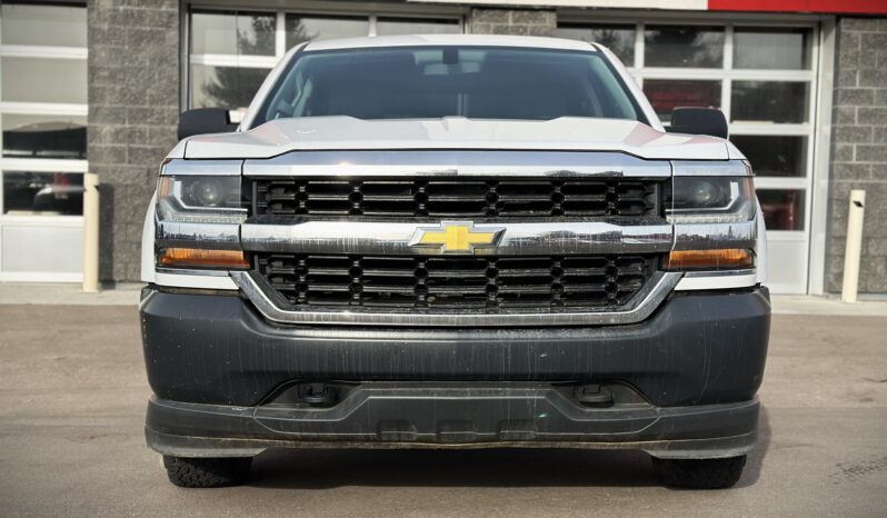 
2018 Chevrolet Silverado 1500 LS full									