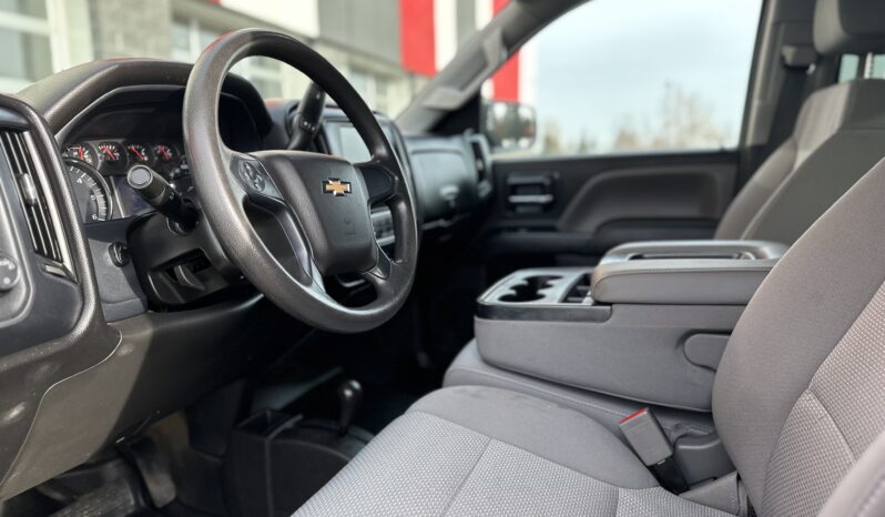 
2018 Chevrolet Silverado 1500 LS full									