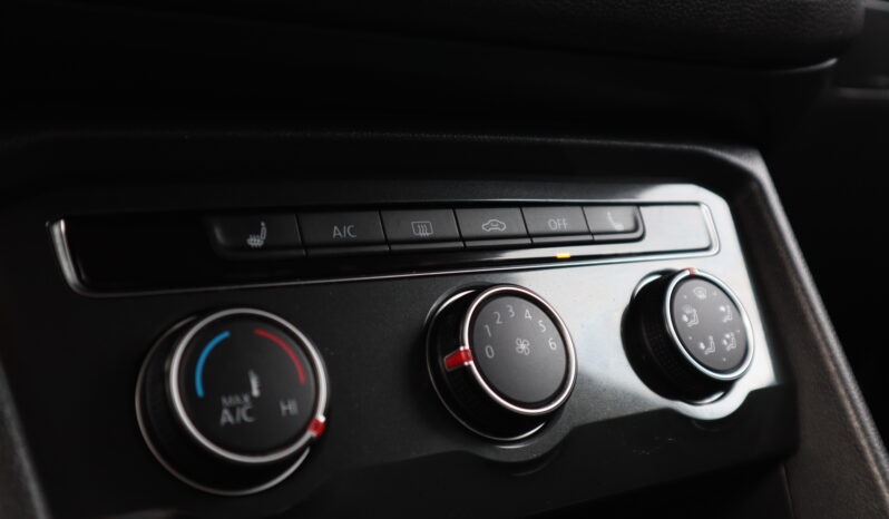 
2018 VOLKSWAGEN TIGUAN full									