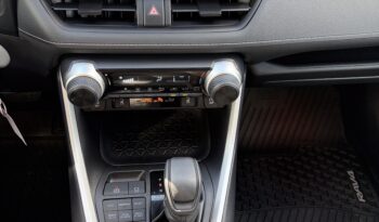 2025 TOTOYA RAV4 LE full