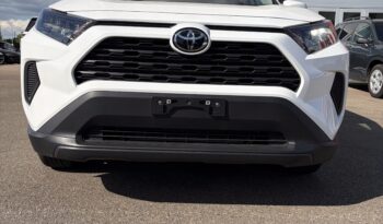2025 TOTOYA RAV4 LE full