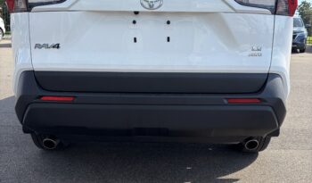 2025 TOTOYA RAV4 LE full