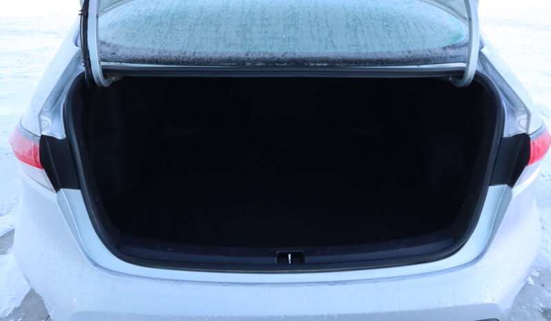 
2020 TOYOTA COROLLA LE full									