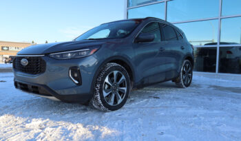 2023 FORD ESCAPE PLATINUM full
