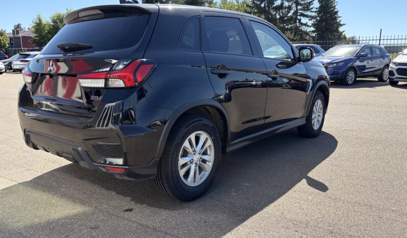 
2022 MITSUBISHI RVR SE full									