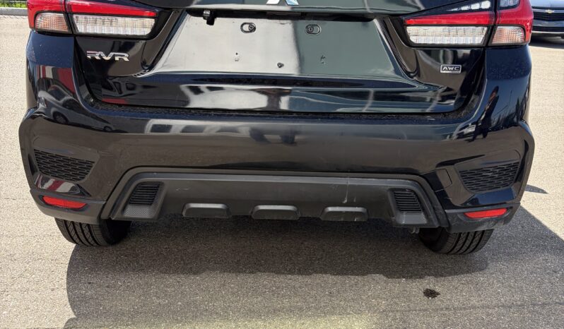 
2022 MITSUBISHI RVR SE full									