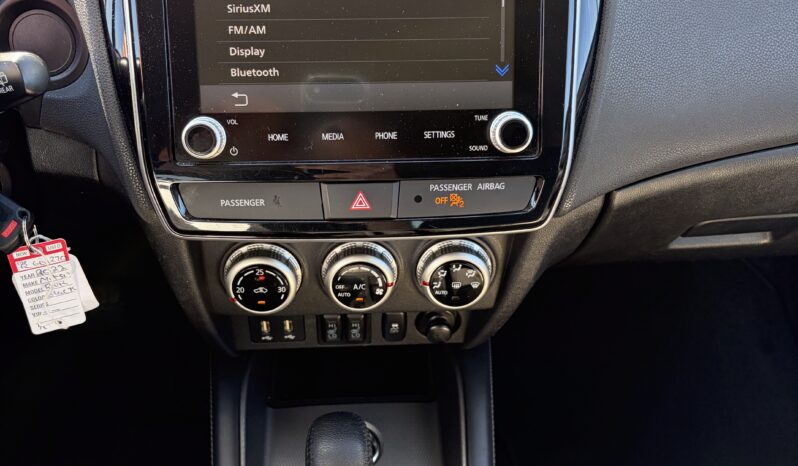 
2022 MITSUBISHI RVR SE full									